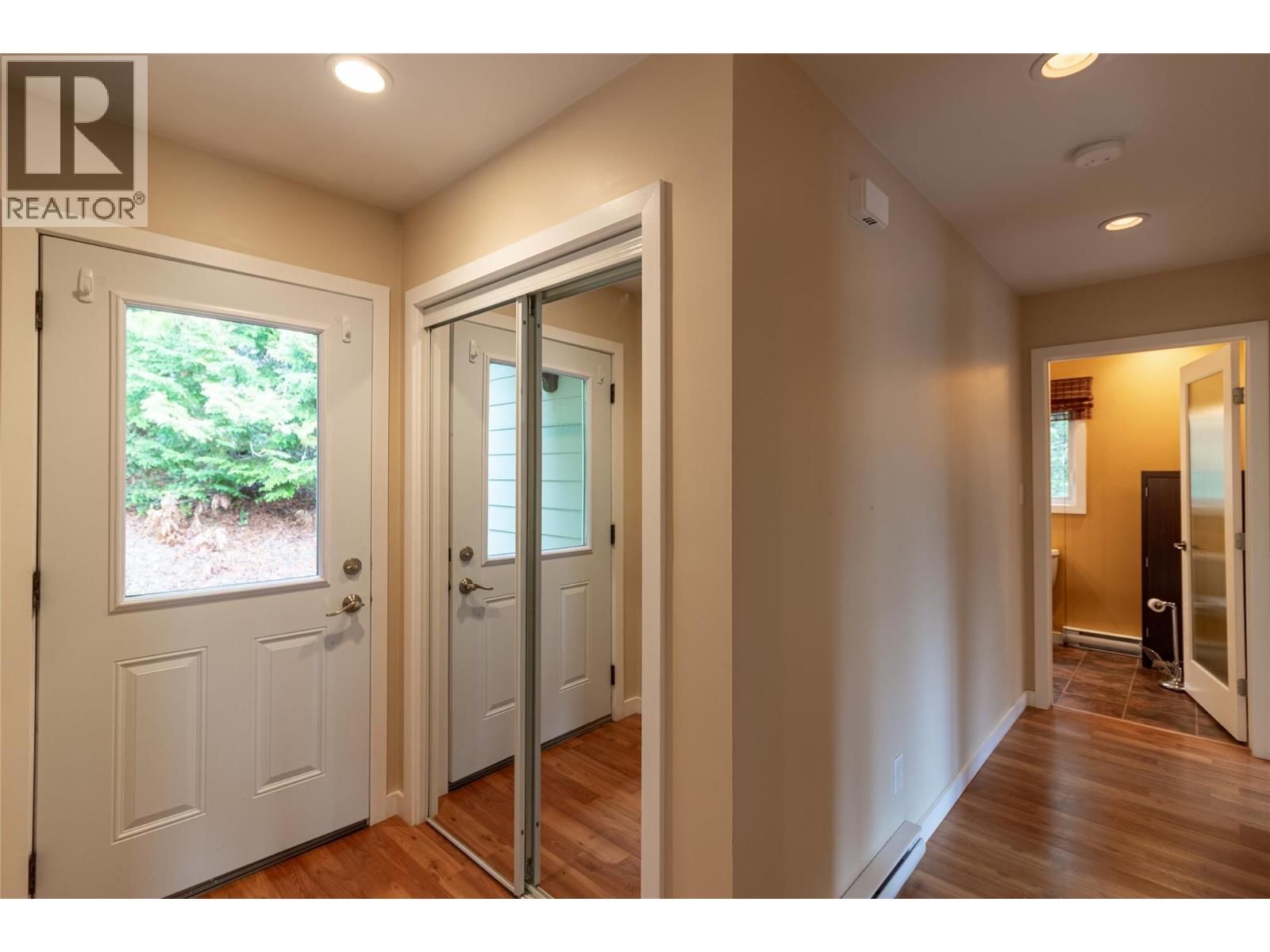 16242 SELKIRK ROAD Image 13