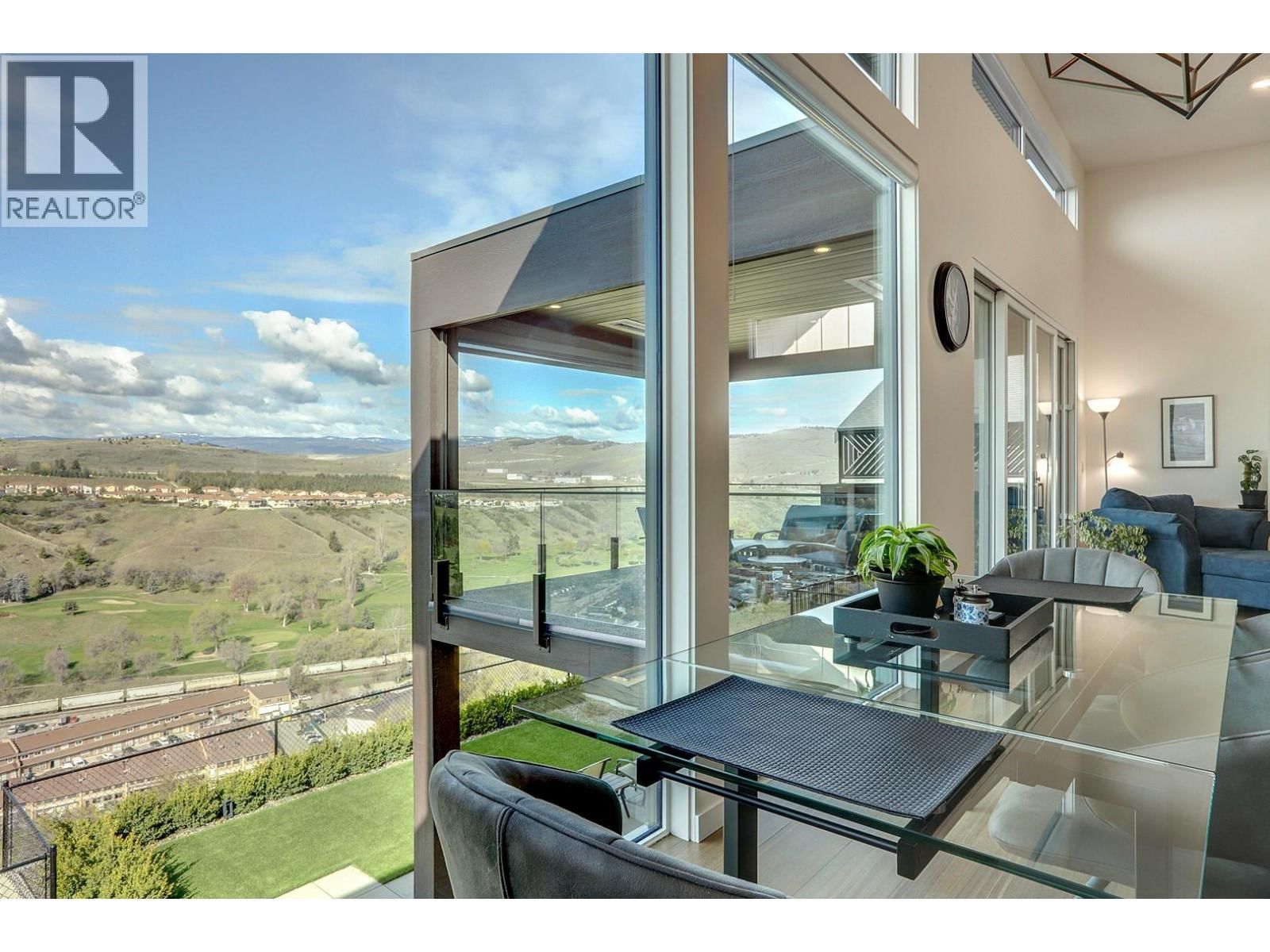 912 MT. GRIFFIN ROAD Image 13