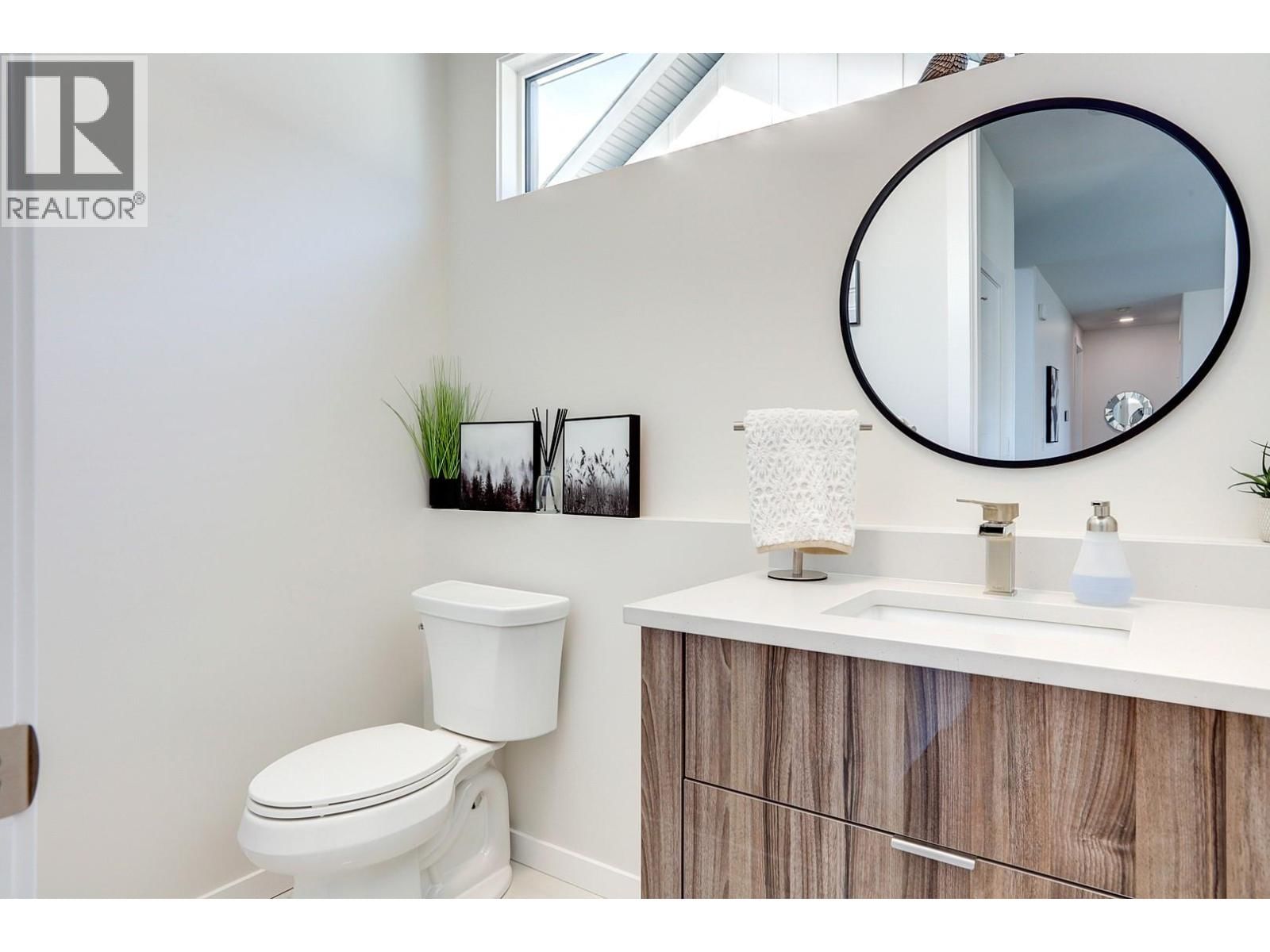 912 MT. GRIFFIN ROAD Image 24