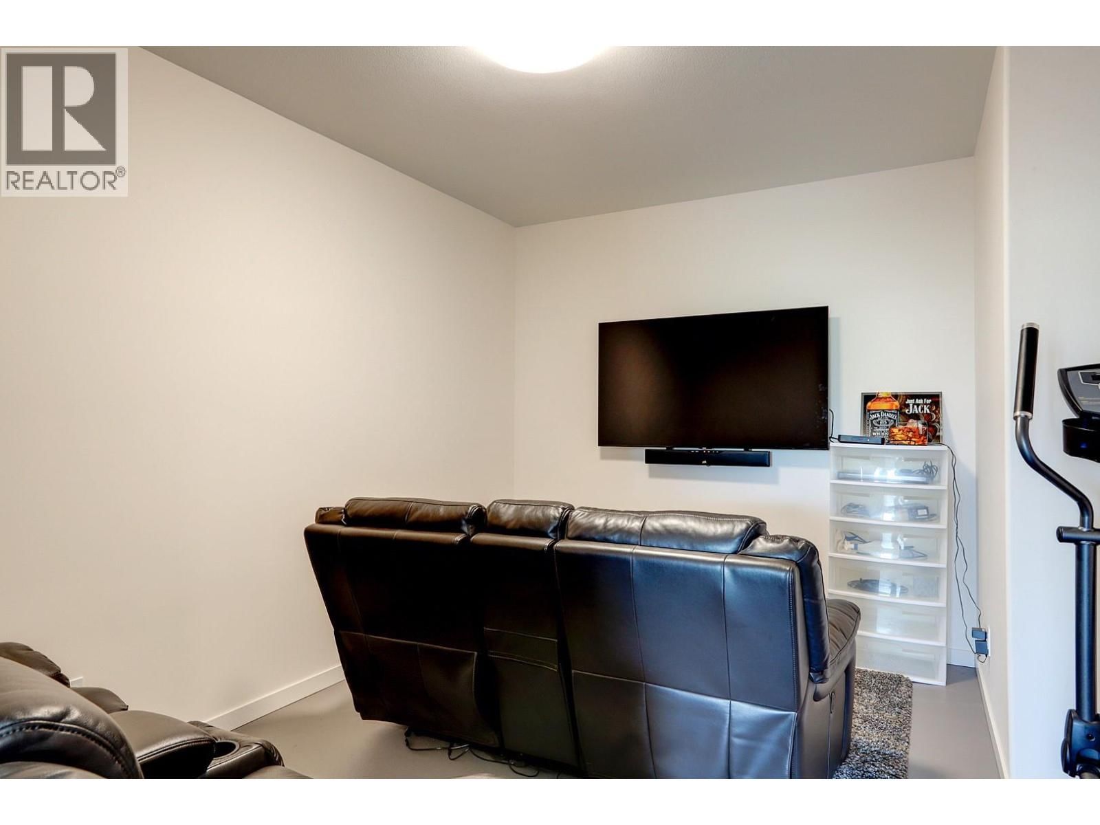 912 MT. GRIFFIN ROAD Image 39