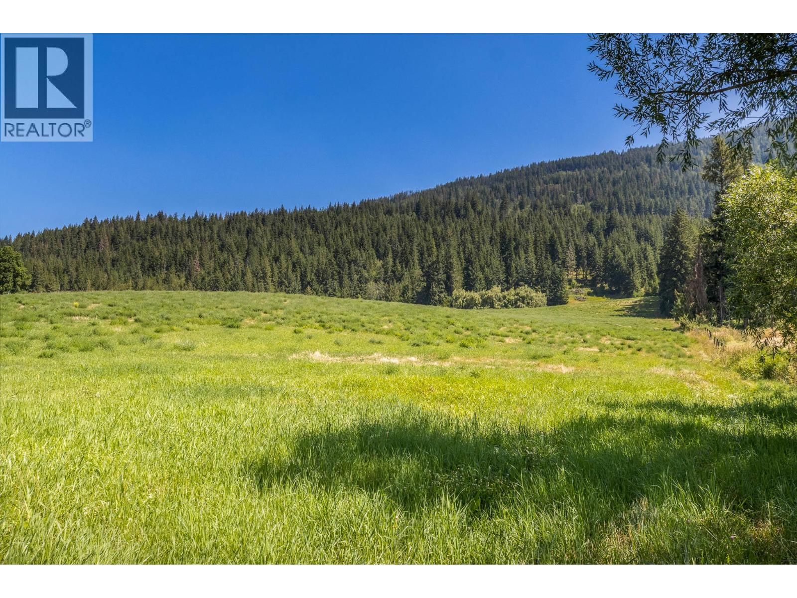 4080 50 STREET NORTHEAST Image 11