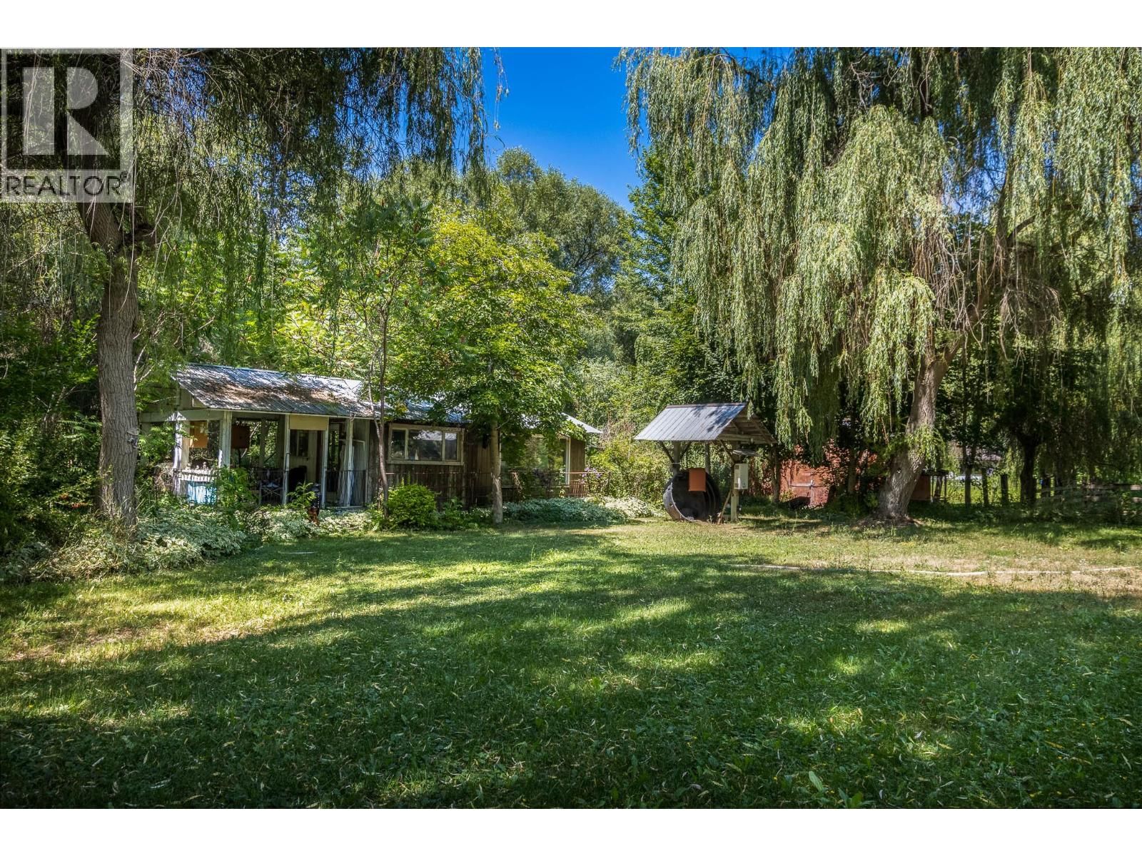 4080 50 STREET NORTHEAST Image 12