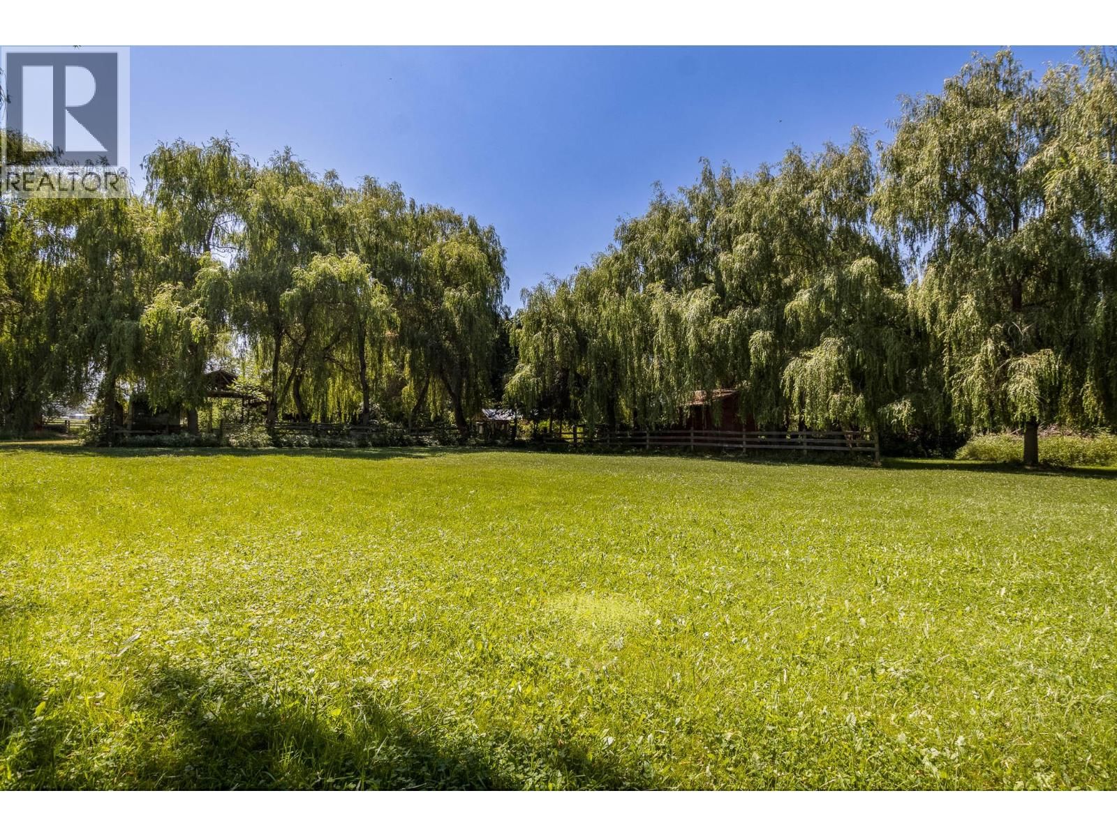 4080 50 STREET NORTHEAST Image 16