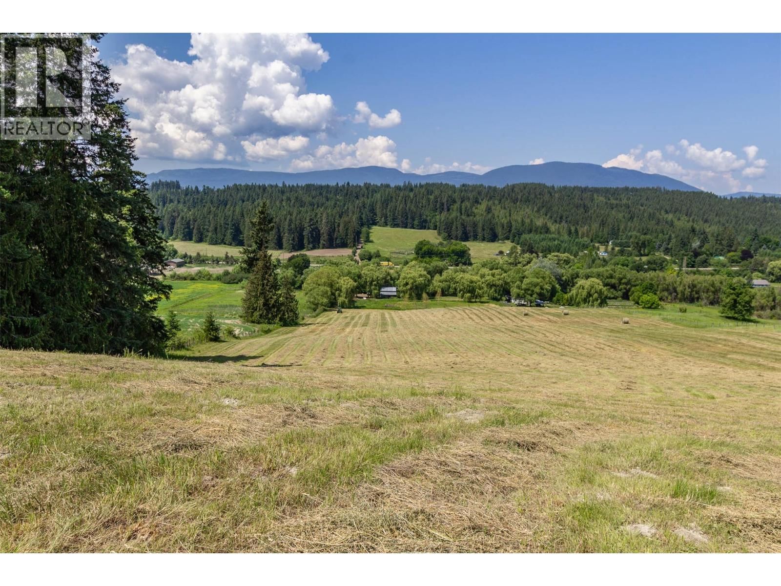 4080 50 STREET NORTHEAST Image 18