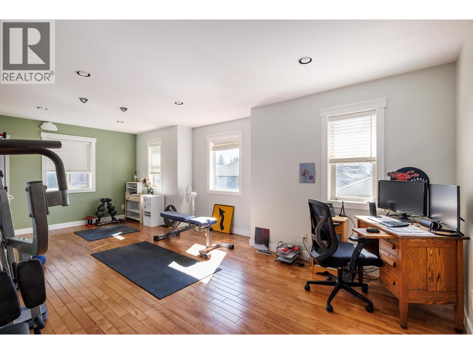 2054 SUNVIEW DRIVE Image 21