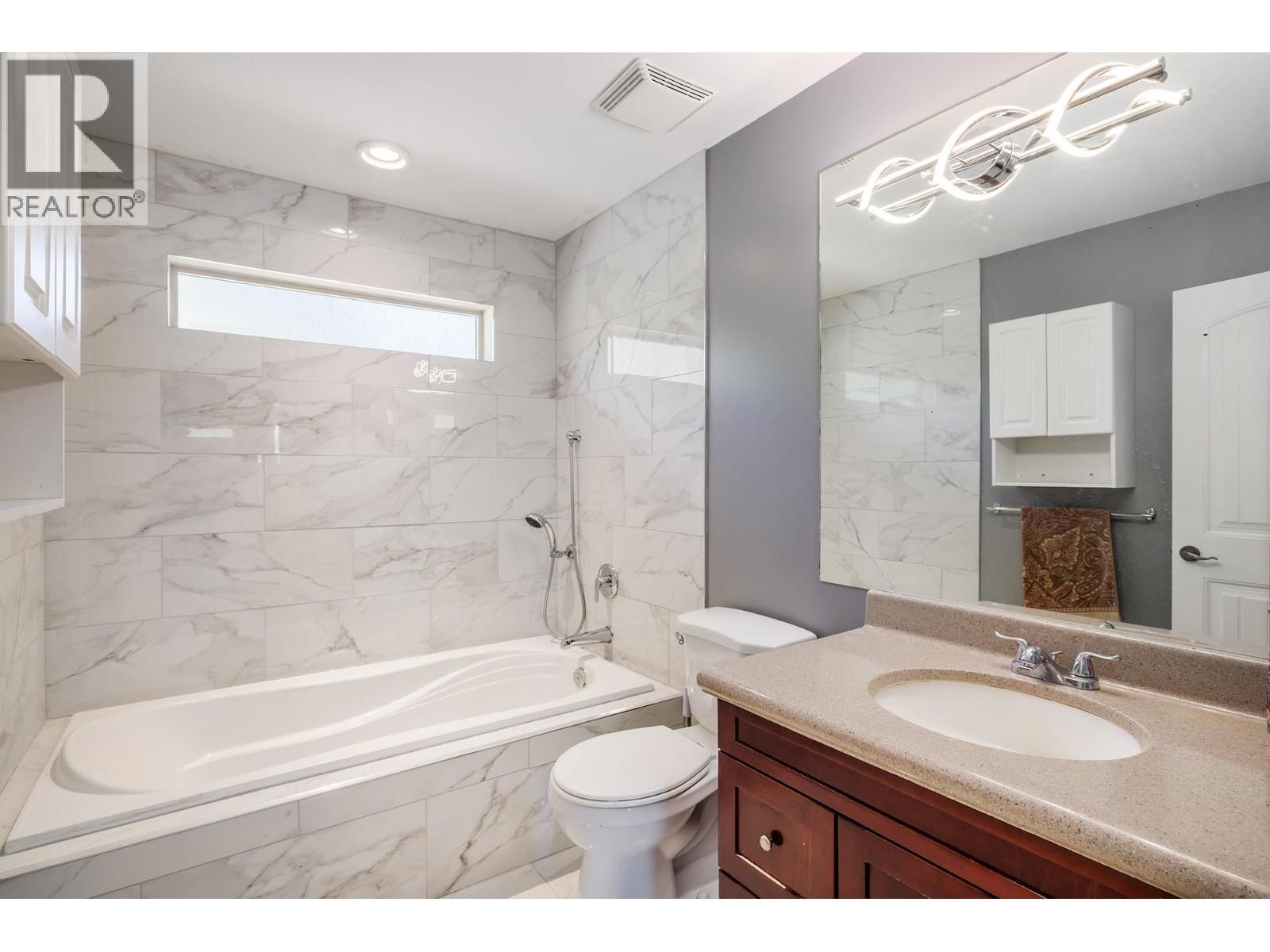 2054 SUNVIEW DRIVE Image 24