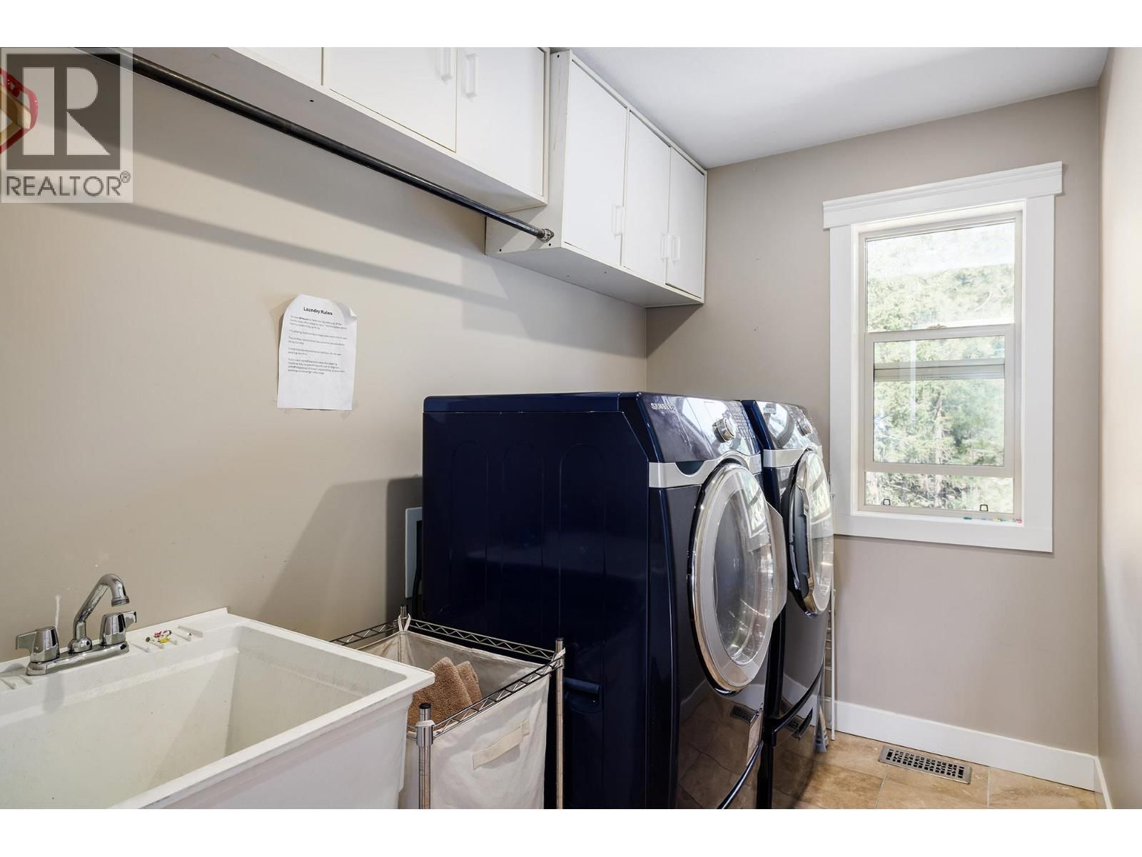 2054 SUNVIEW DRIVE Image 25