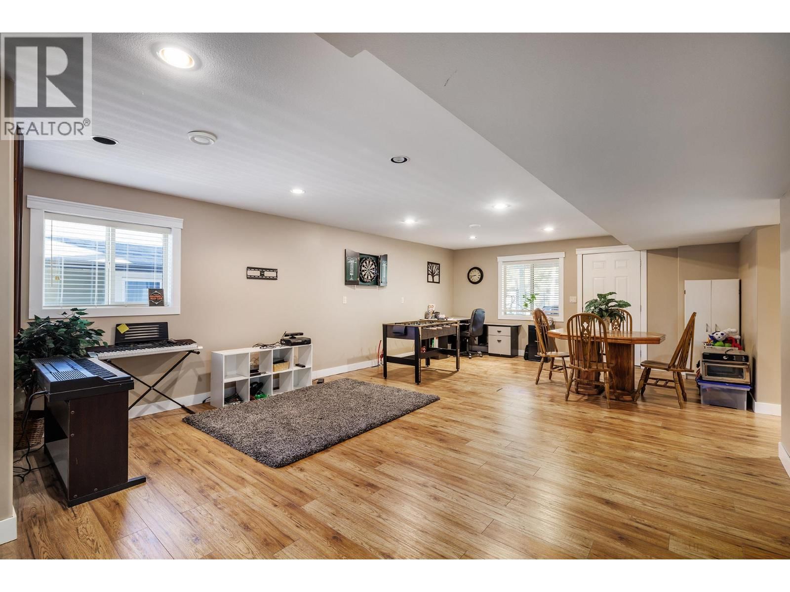 2054 SUNVIEW DRIVE Image 26