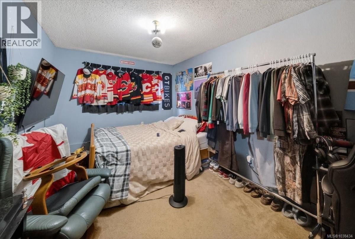 891 Admirals Road property photo