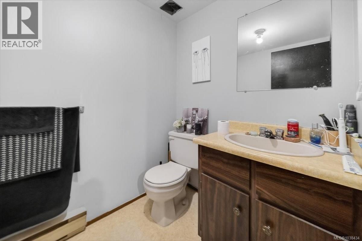 891 Admirals Road property photo