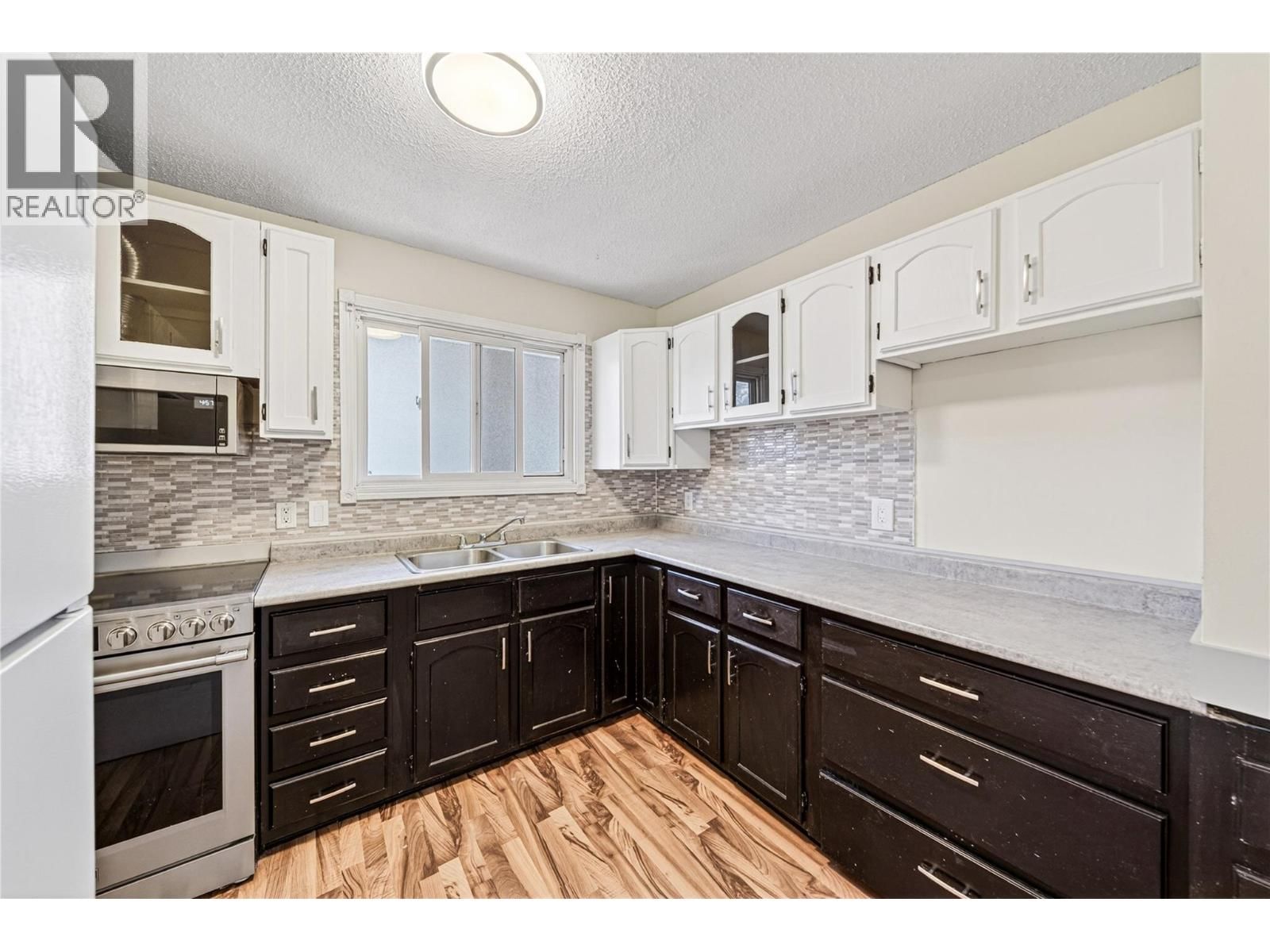 311 Red Cedar Drive property photo