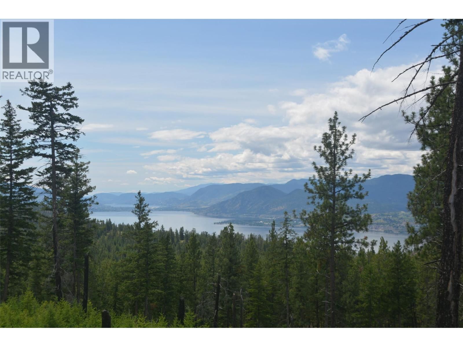 7080 Glenfir Road, Naramata, British Columbia V0H 1N1
