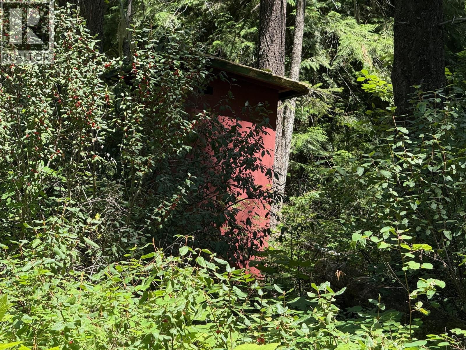 4069 EAST BARRIERE LAKE ROAD Image 4