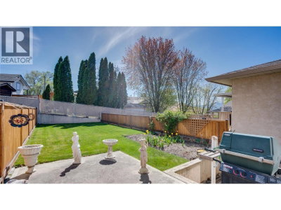 3906 Pleasant Valley Road | Vernon British Columbia | Slide Image Three