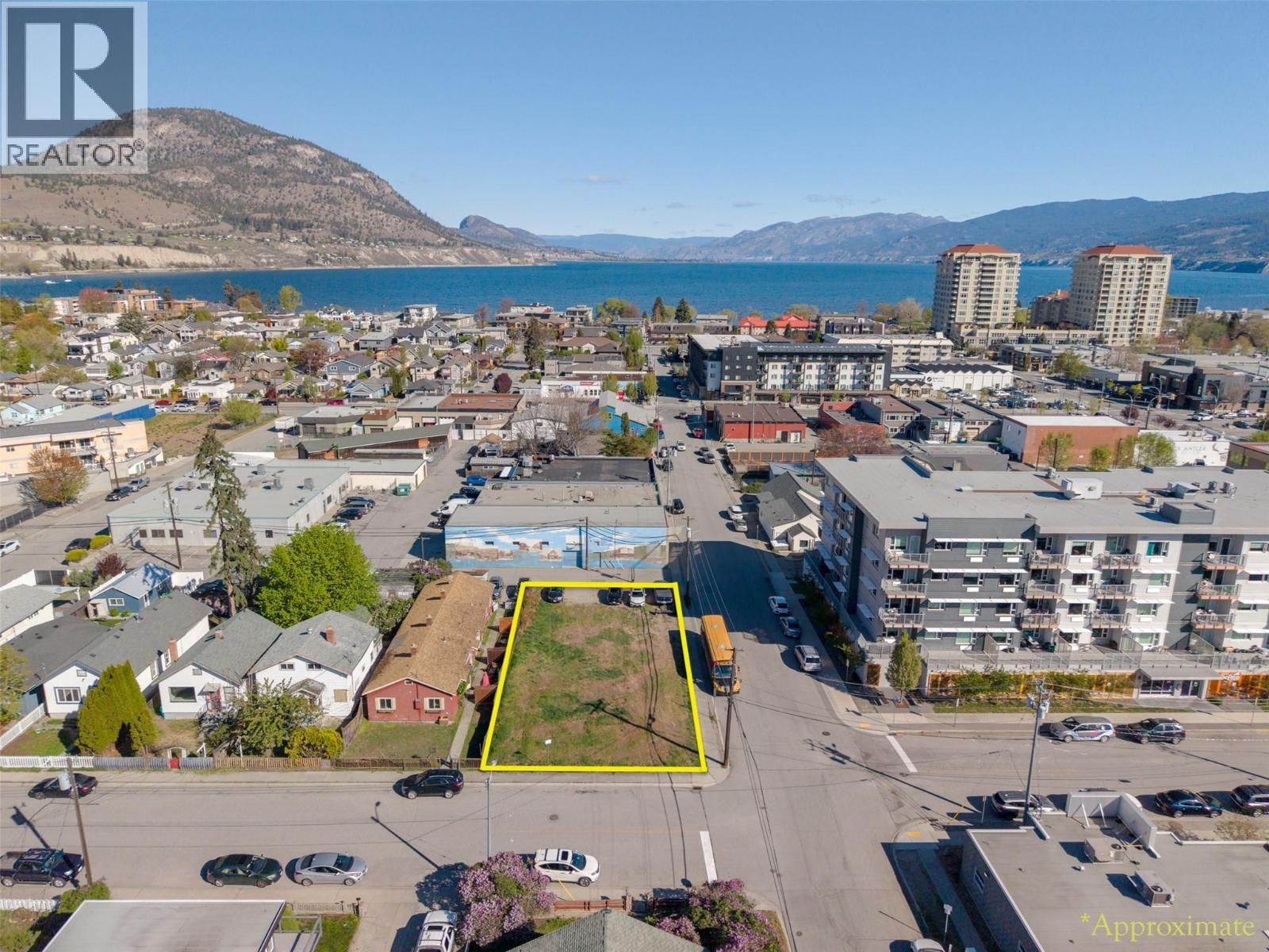 303 Nanaimo Avenue West, Penticton, British Columbia V2A 1N8