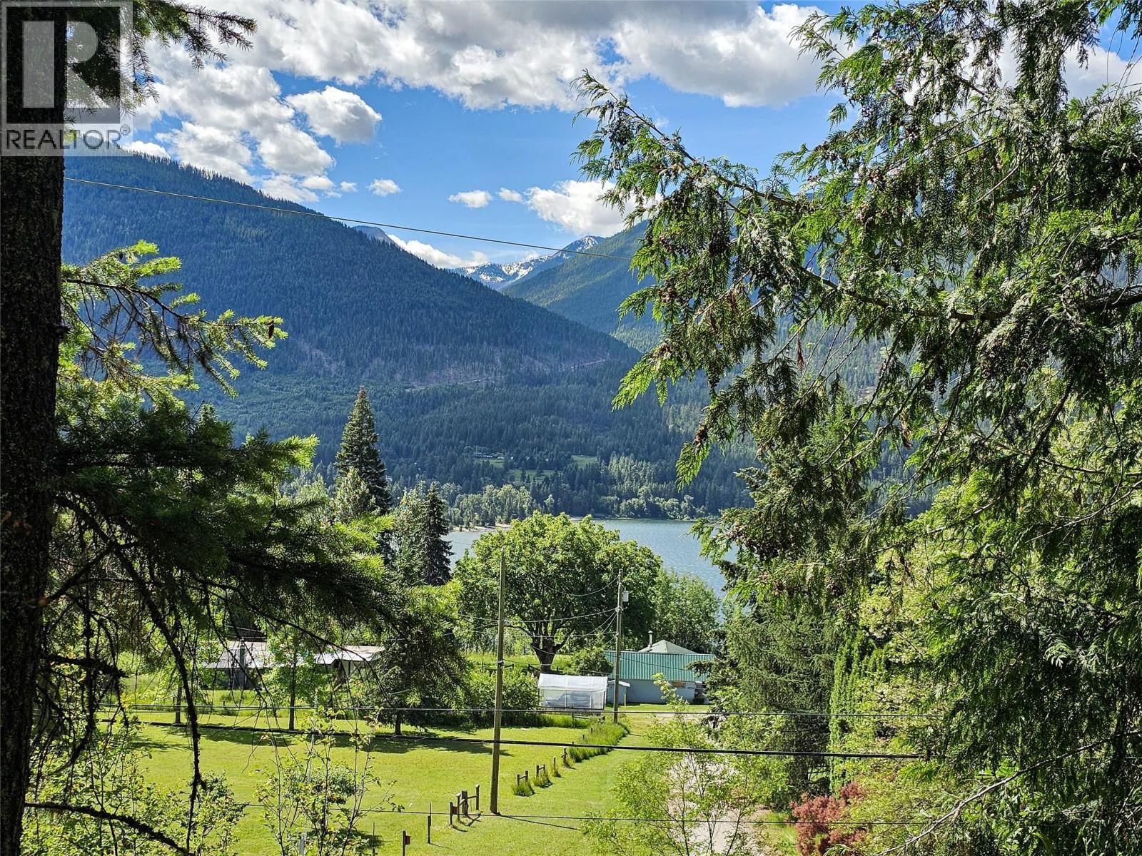 Lot 1 LONGBEACH Road, Nelson, British Columbia V1L 6P2