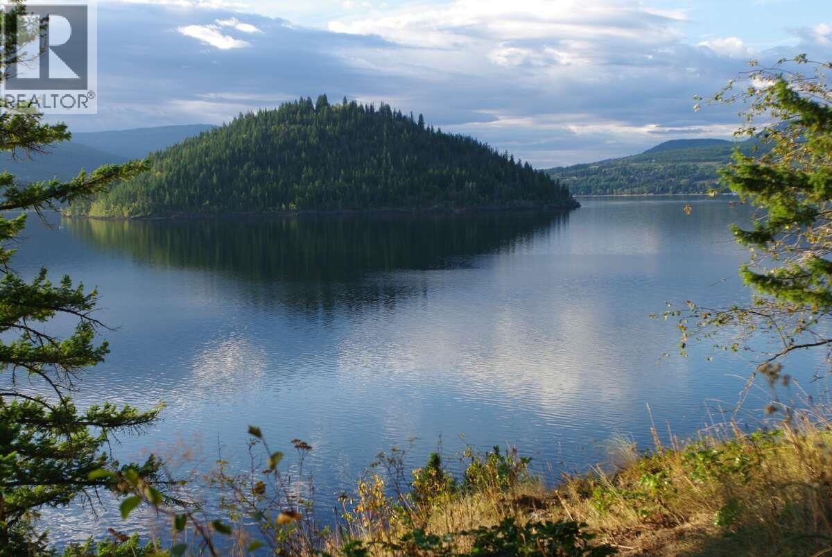 4370 Copper Cove Road, Scotch Creek, British Columbia V0E 1M5