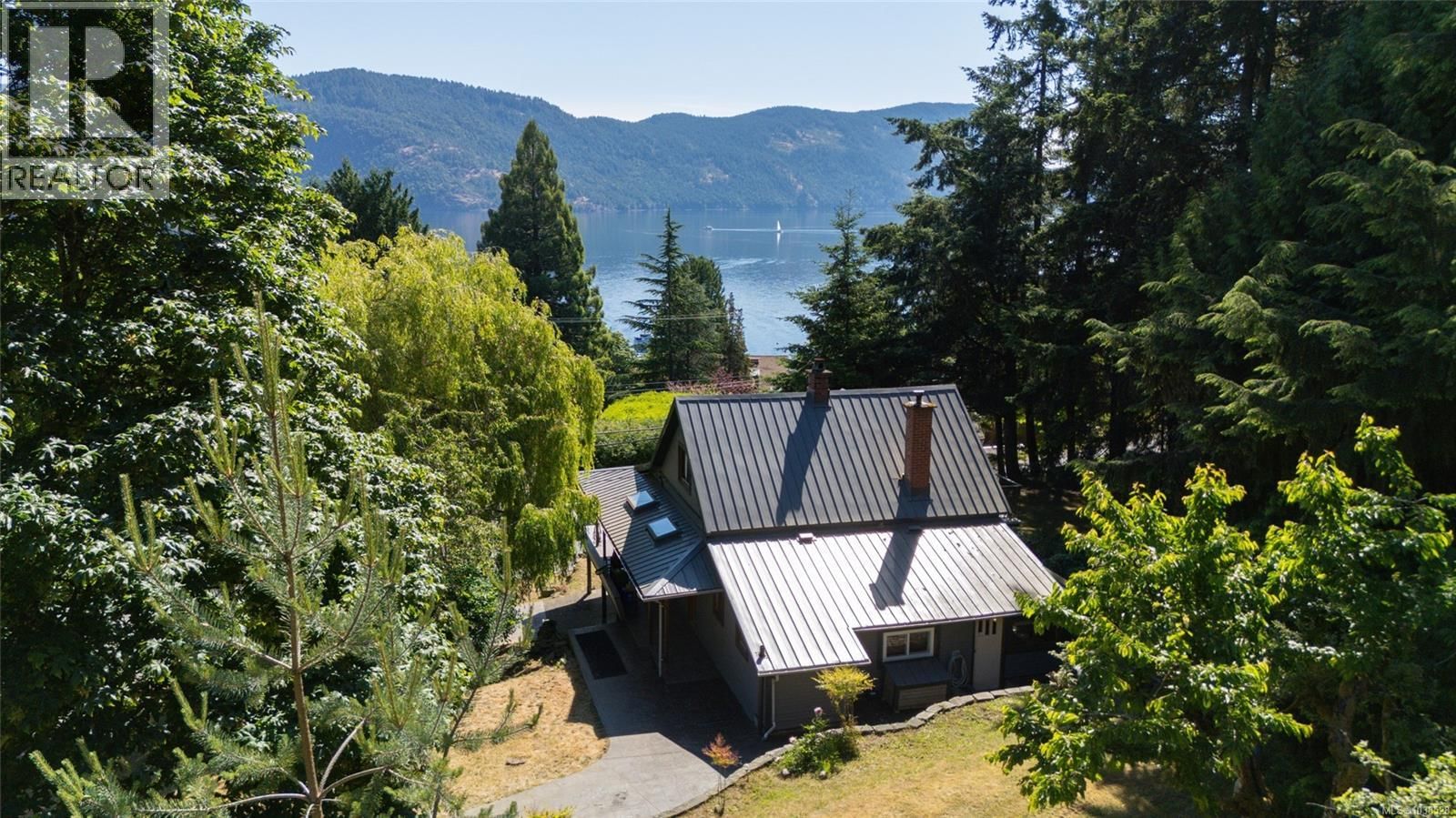 1038 Redcap Street property photo