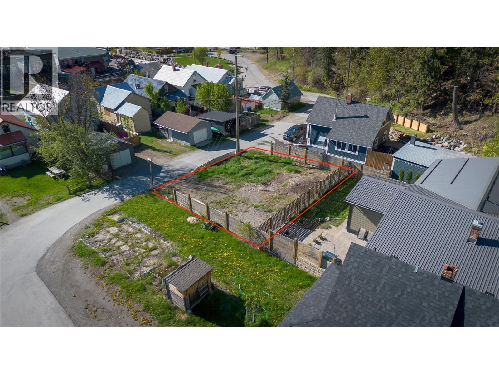 350B Kimberley Avenue, Kimberley, British Columbia V1A 2J1