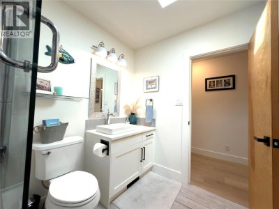 338 Burne Avenue | Kelowna British Columbia | Slide Image Thirty-nine
