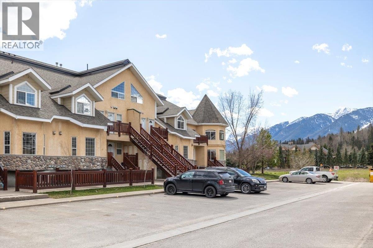 1304 1300 Riverside Way property photo