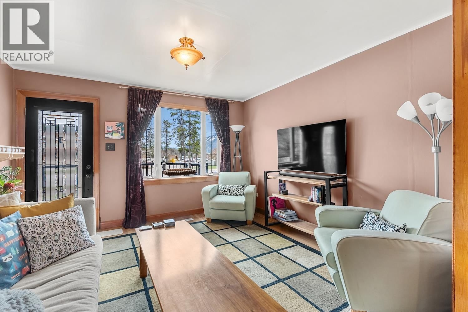 121 Spruce Avenue property photo