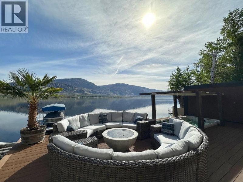 19431 95TH Street Osoyoos British Columbia, V0H 1V2 - 5 Bedrooms Waterfront Home For sale