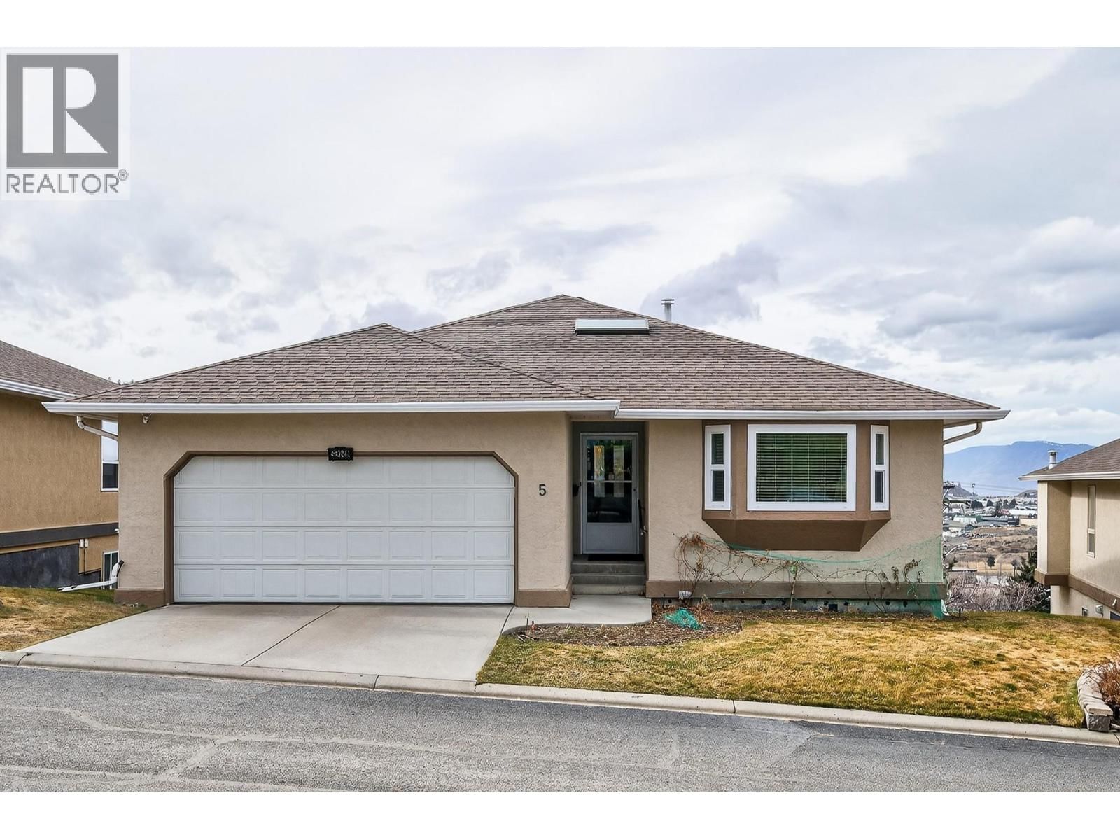 1575 Springhill Drive, Kamloops, British Columbia V2C 2N9