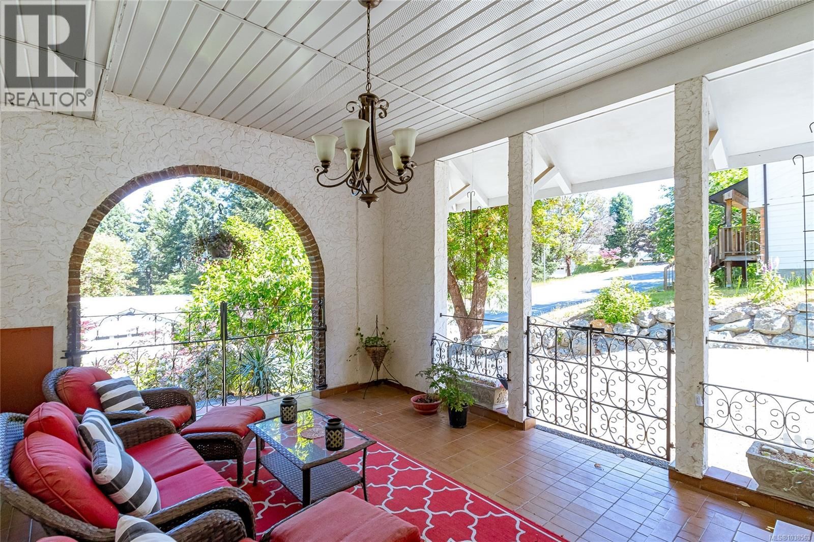 1364 Kingsview Road property photo