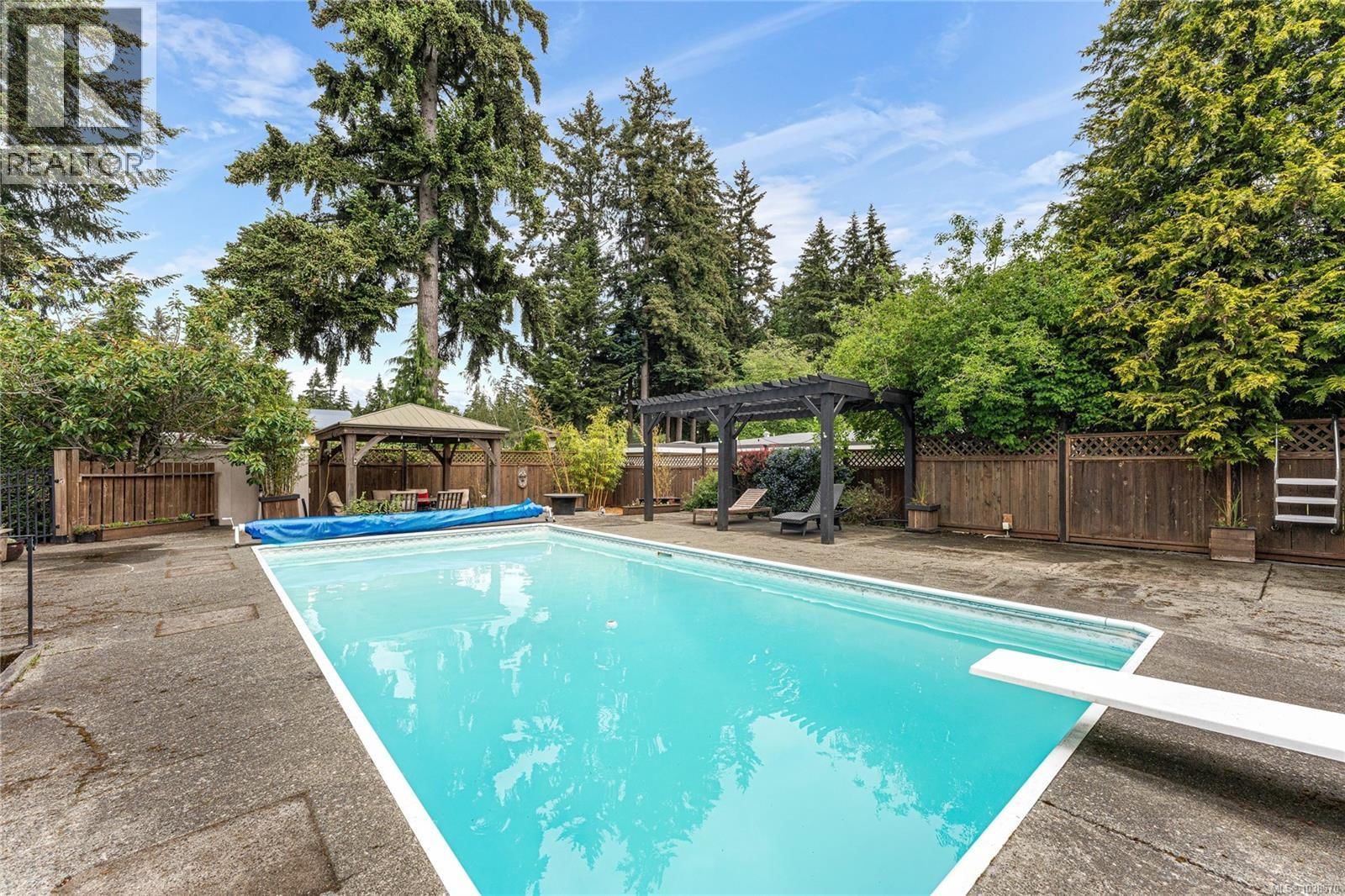 2280 Aldeane Avenue property photo
