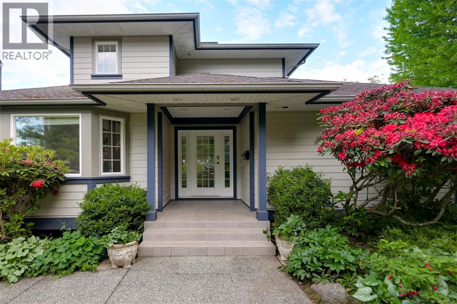 4005 Locarno Lane property photo