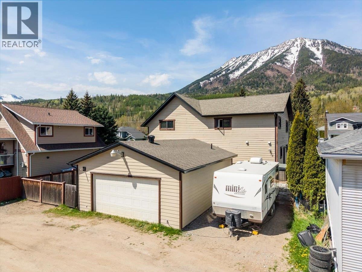1322 11th Avenue property photo