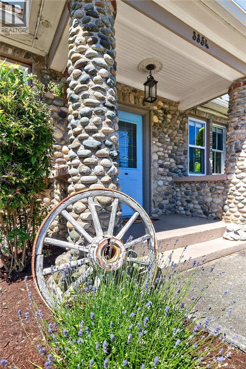 3354 Wishart Road property photo