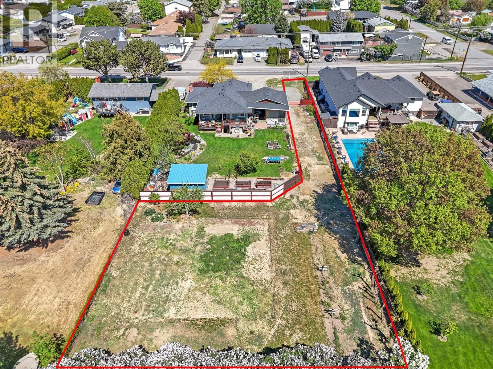 2029 Parkcrest Avenue, Kamloops, British Columbia V2B 4X2