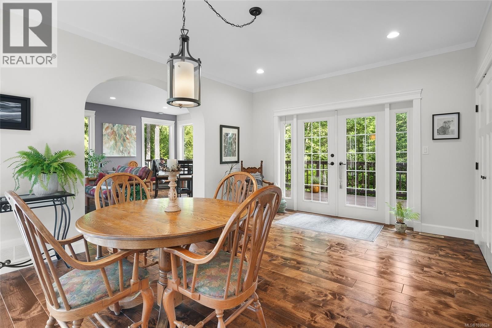 1571 Meadowood Way property photo