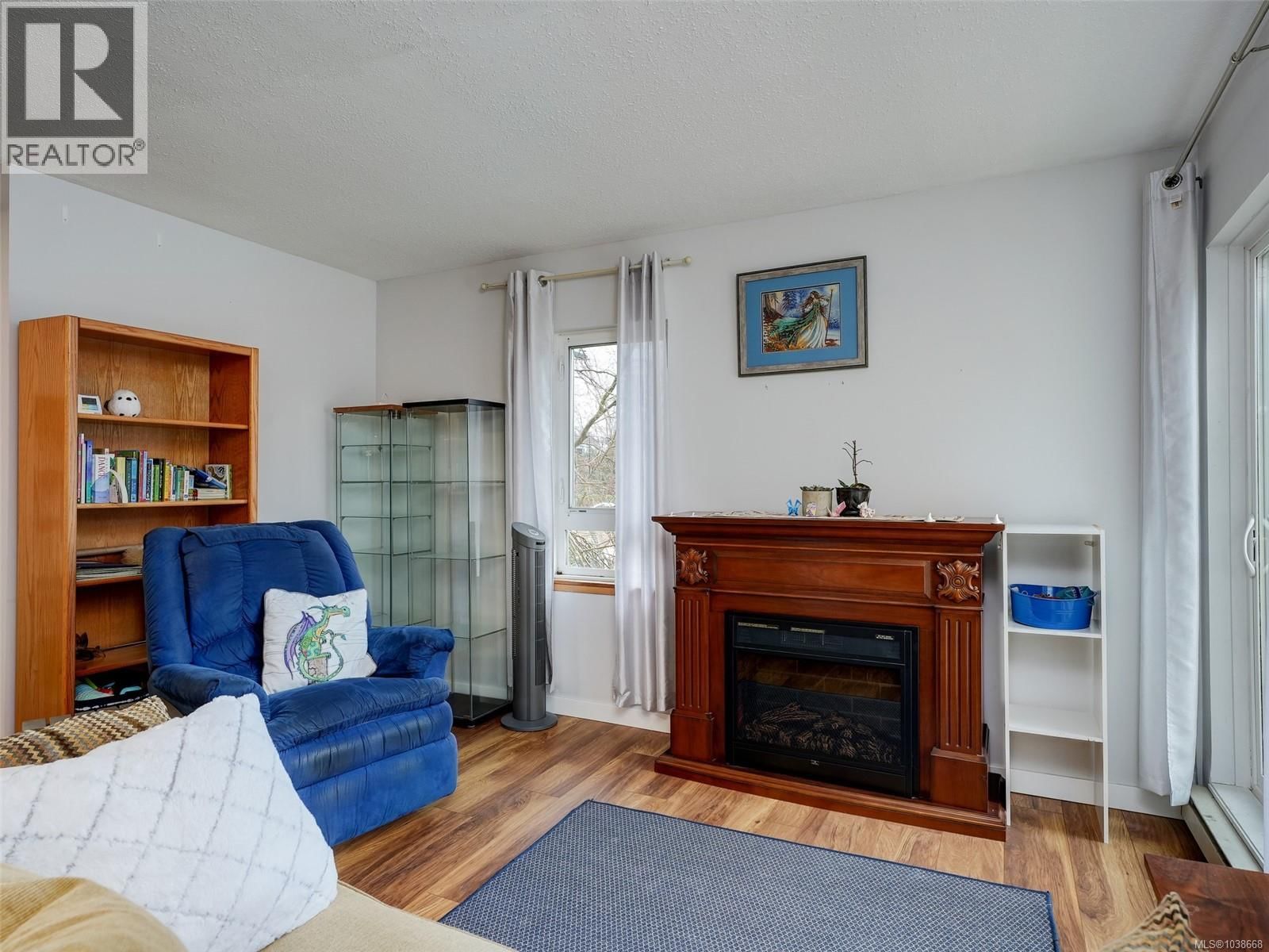 406 3258 Alder Street property photo