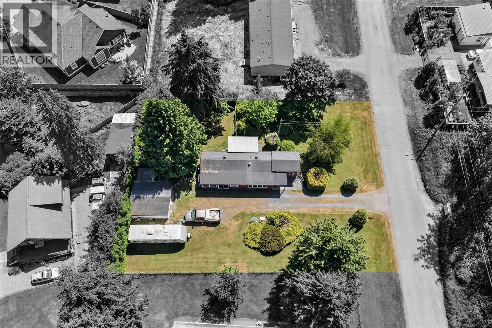 695 Barclay Crescent property photo