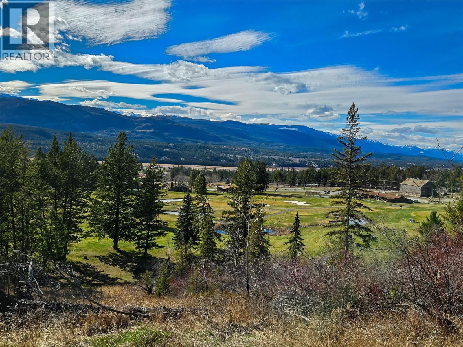 5060 Hot Springs Road, Fairmont Hot Springs, British Columbia V0B 1L1