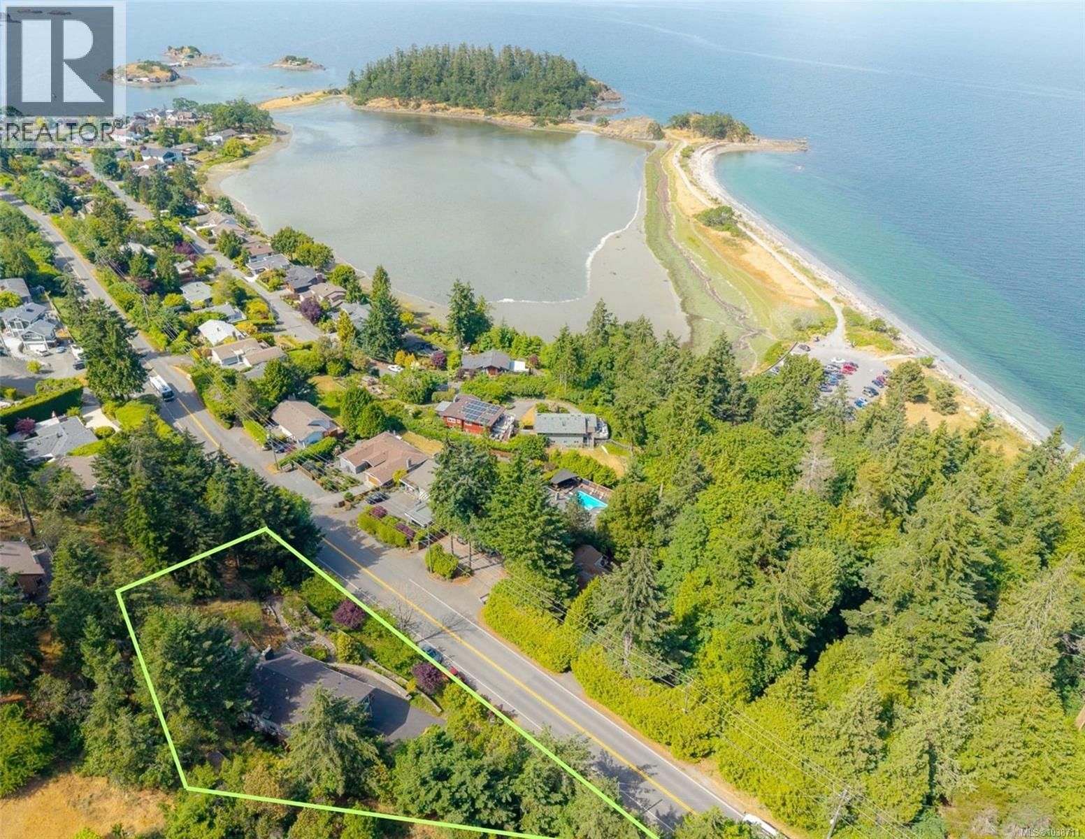 3583 Hammond Bay Road property photo