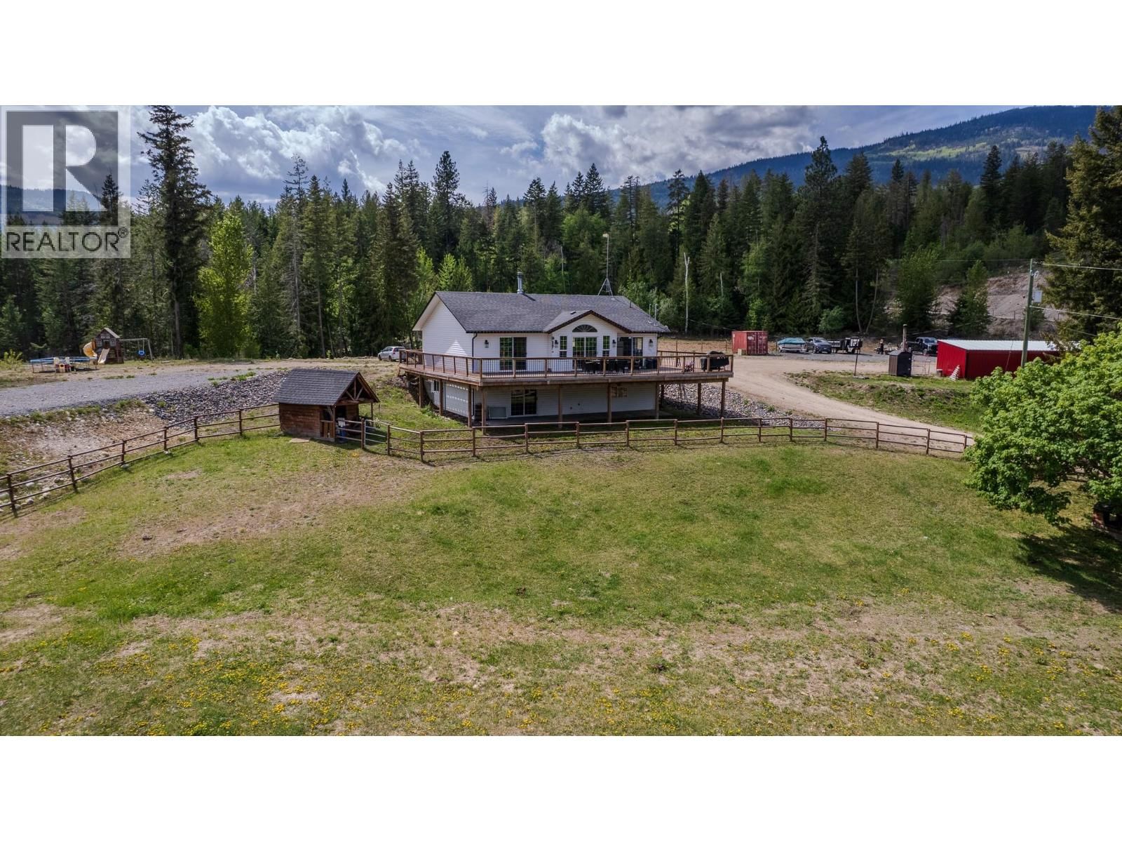 2086 Yankee Flats Road, Salmon Arm, British Columbia V1E 3J3