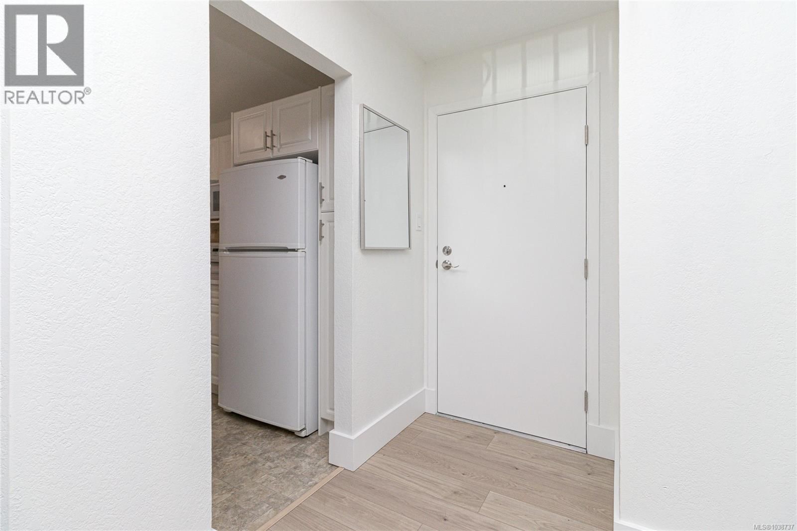 310 73 Gorge Road property photo