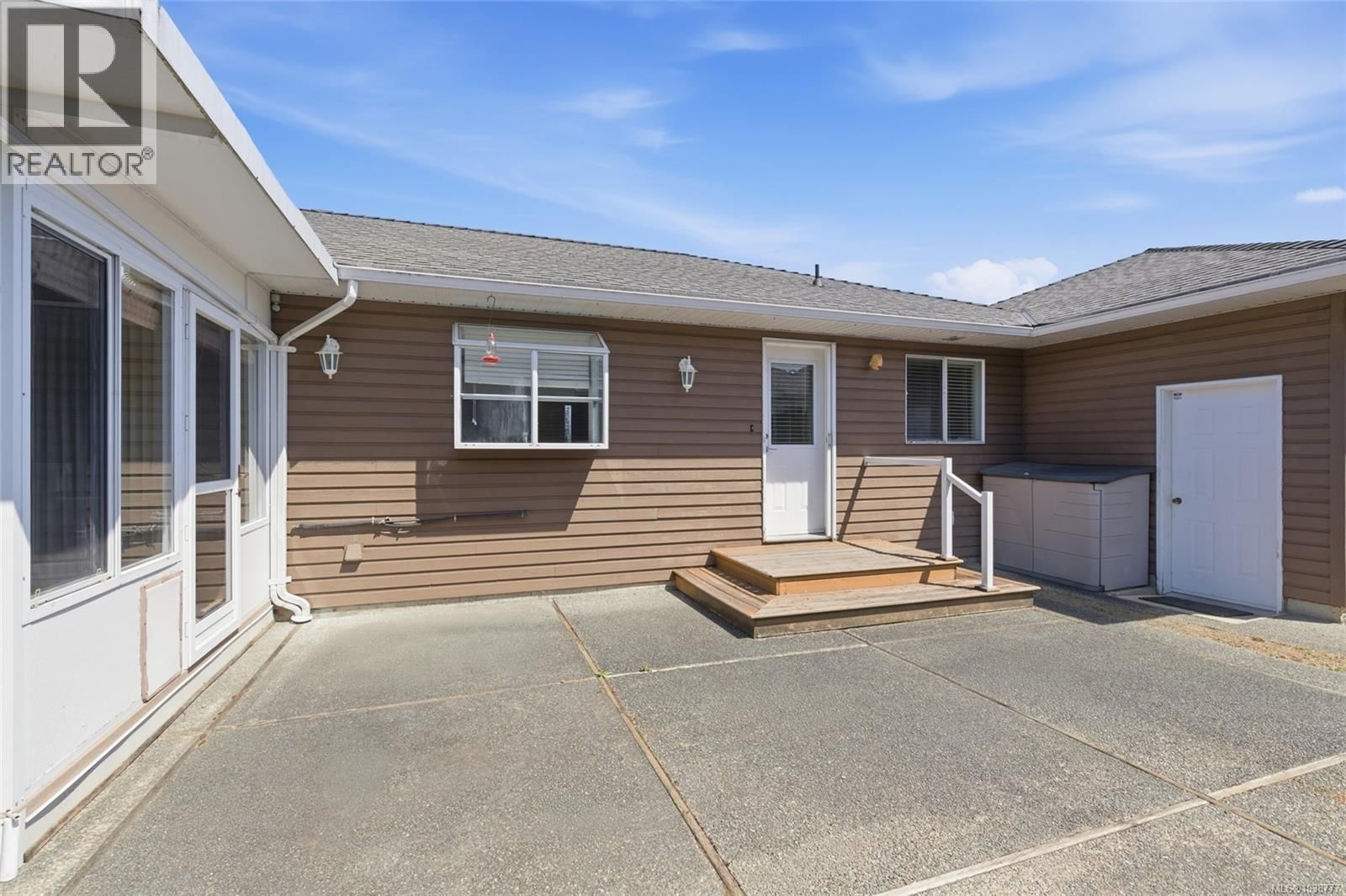 788 Stanhope Road property photo