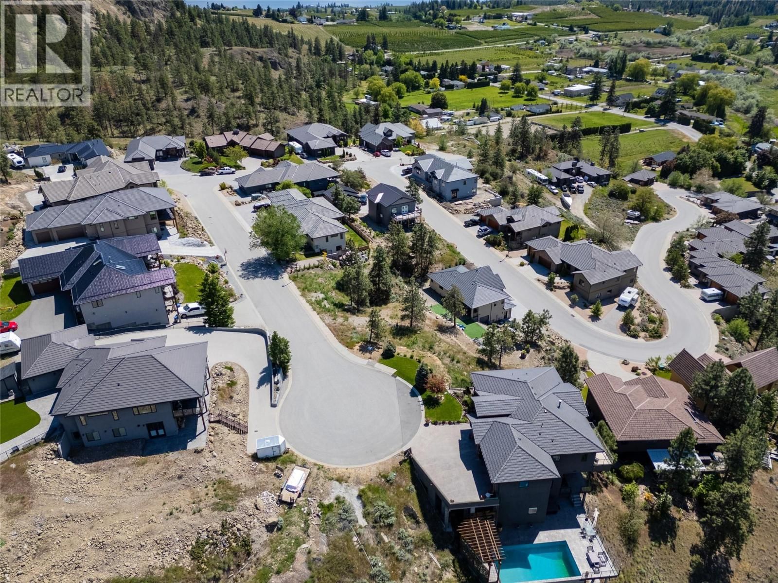6709 Victoria Road South, Summerland, British Columbia V0H 1Z2