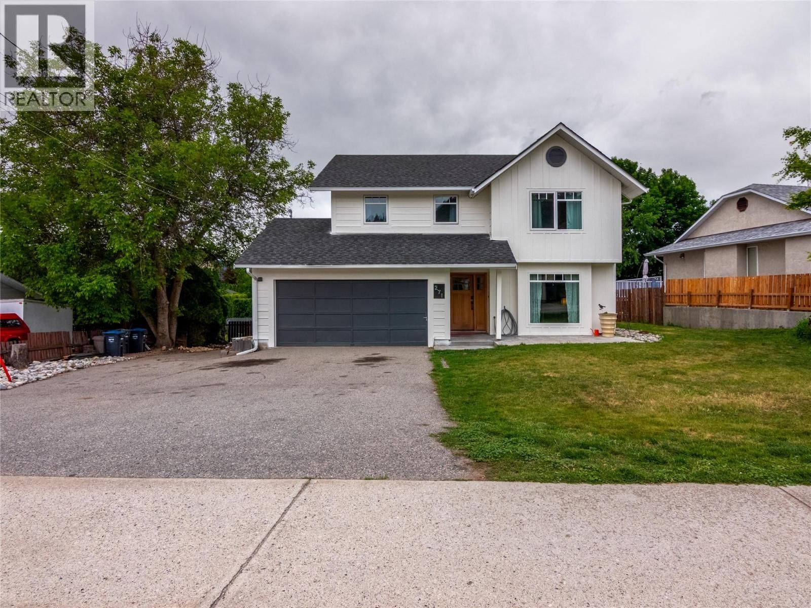271 Middle Bench Road South, Penticton, British Columbia V2A 8S8