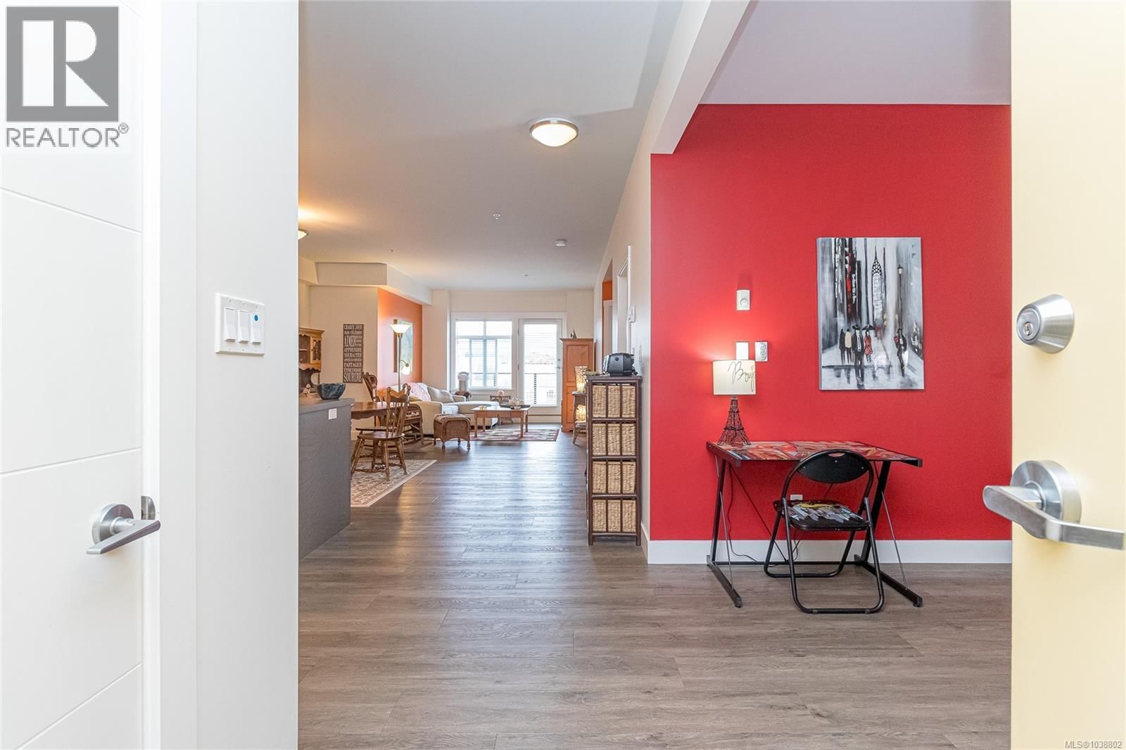 303 5822 Garden Street property photo