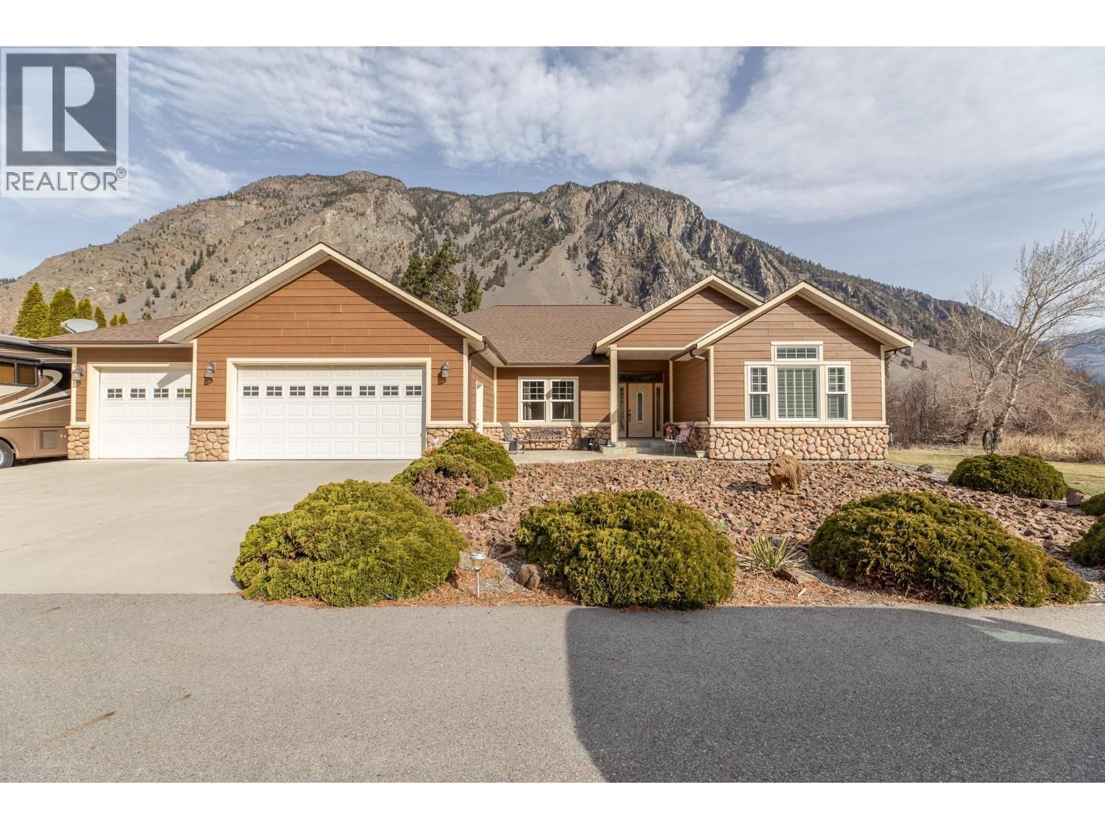  Cory Road, Keremeos, British Columbia V0H 1N0
