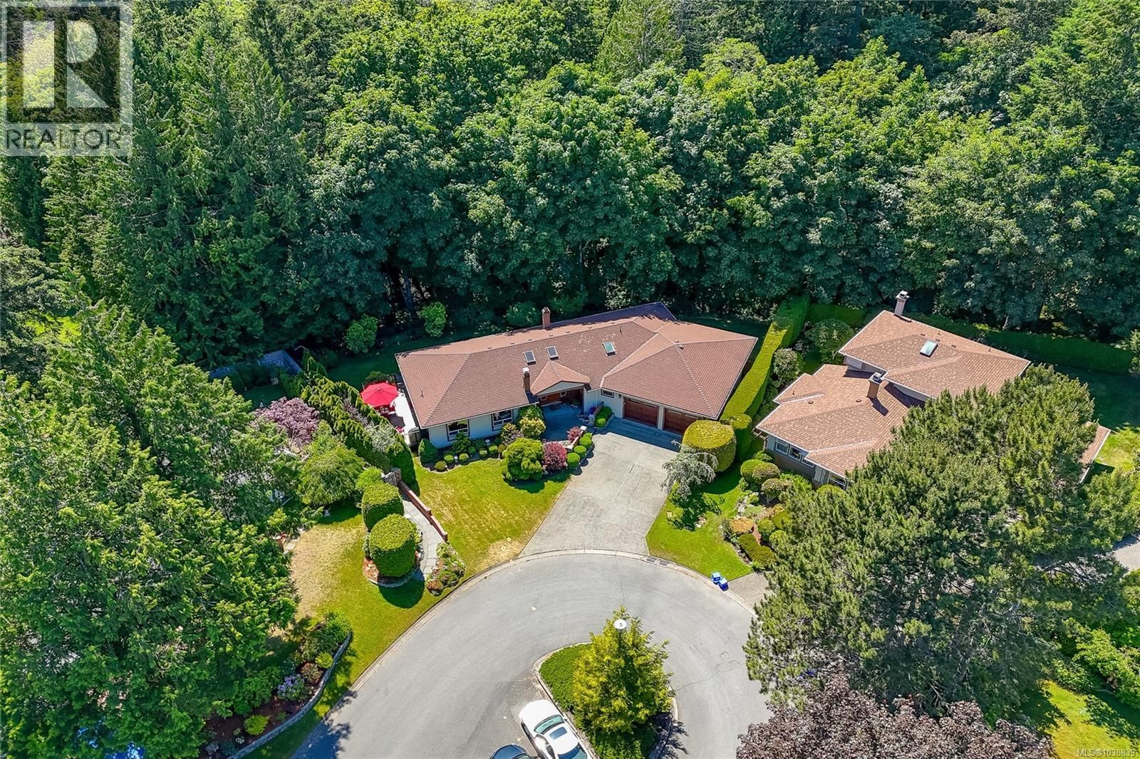 4770 Amblewood Drive property photo