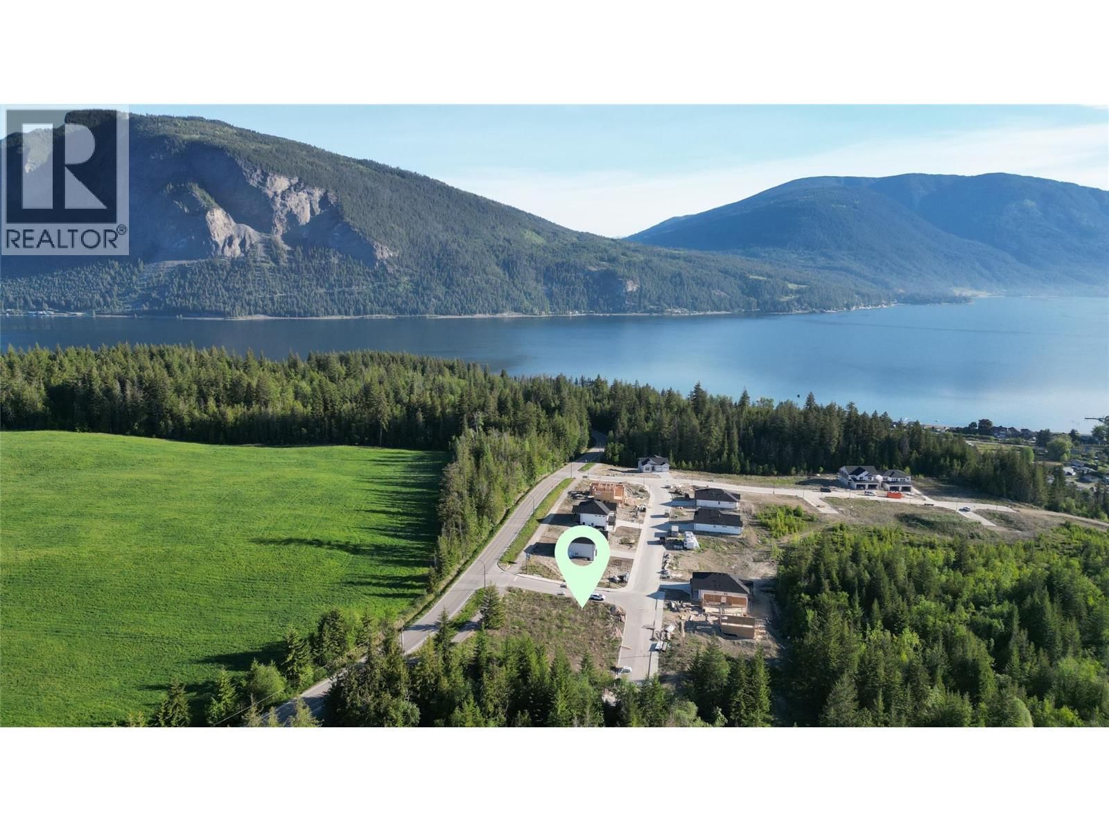 6741 42 Street Northeast, Salmon Arm, British Columbia V0E 1K0