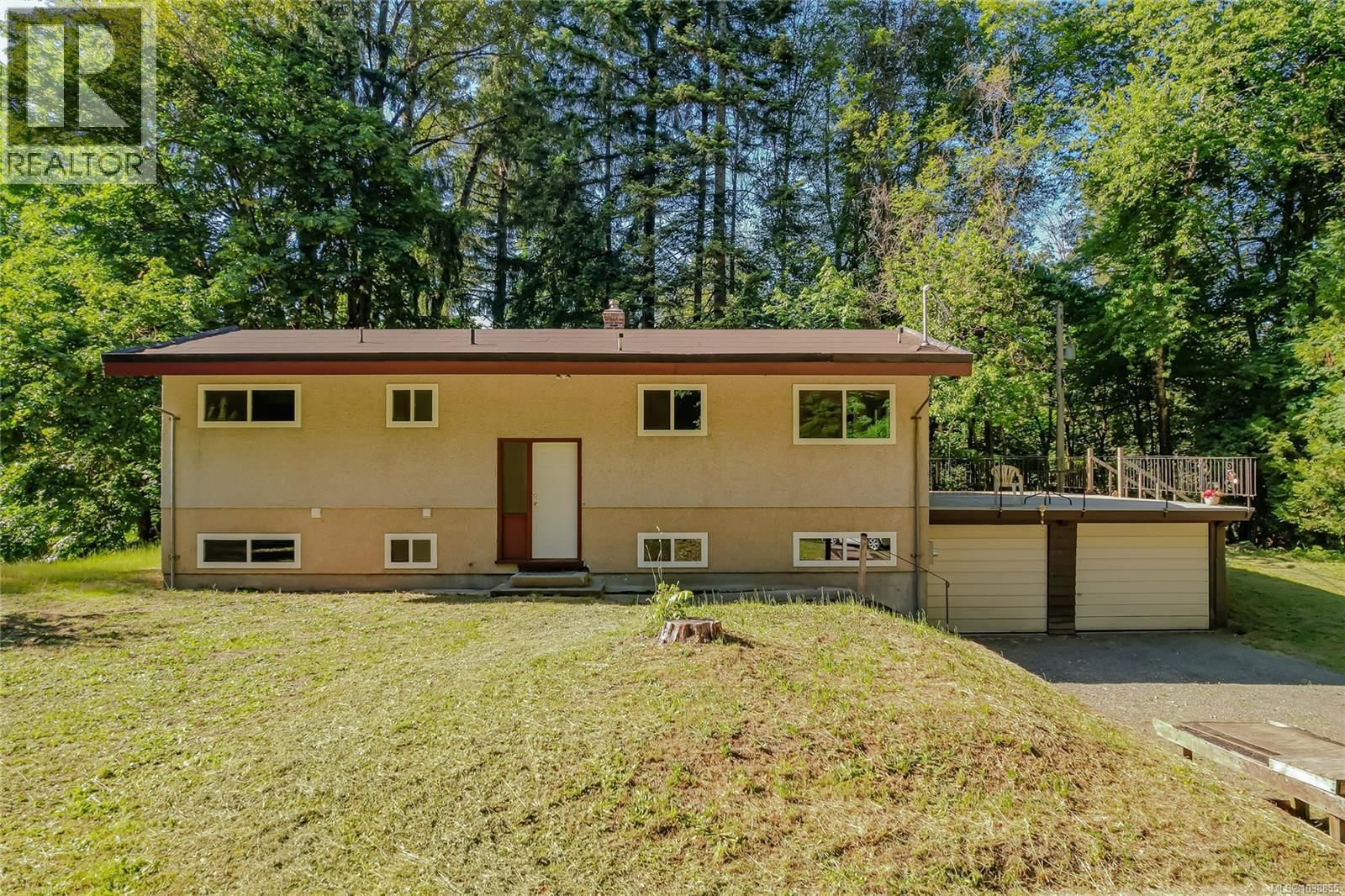3246 Gibbins Road