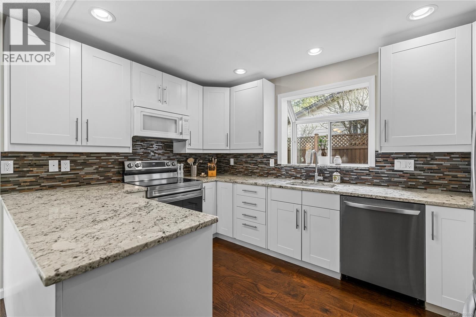 1170 Clubhouse Drive property photo